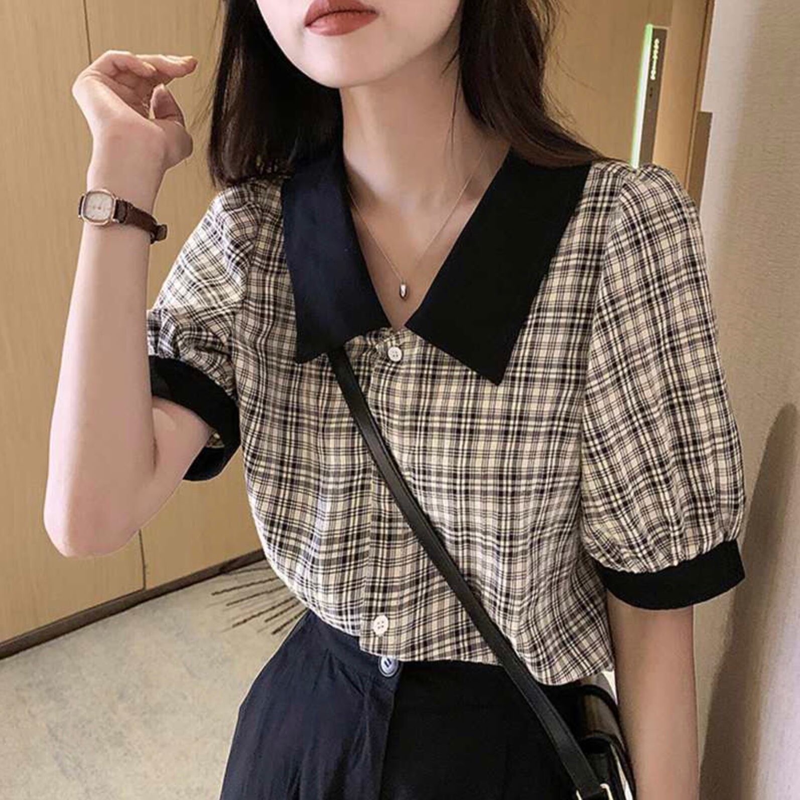 送料無料 大人っぽ チェック Mix シャツ ブラウス パフスリーブ 5分袖 V レトロ 古着ライク ガーリー 通学 大人女子 Lamitte Deco トレンド 韓国ファッション ショップ Base店 送料無料 大人っぽ チェック Mix シャツ ブラウス パフスリーブ 5分袖 V レトロ 古着ライク ガーリー 通学 大人女子 Lamitte Deco トレンド 韓国ファッション ショップ Base店