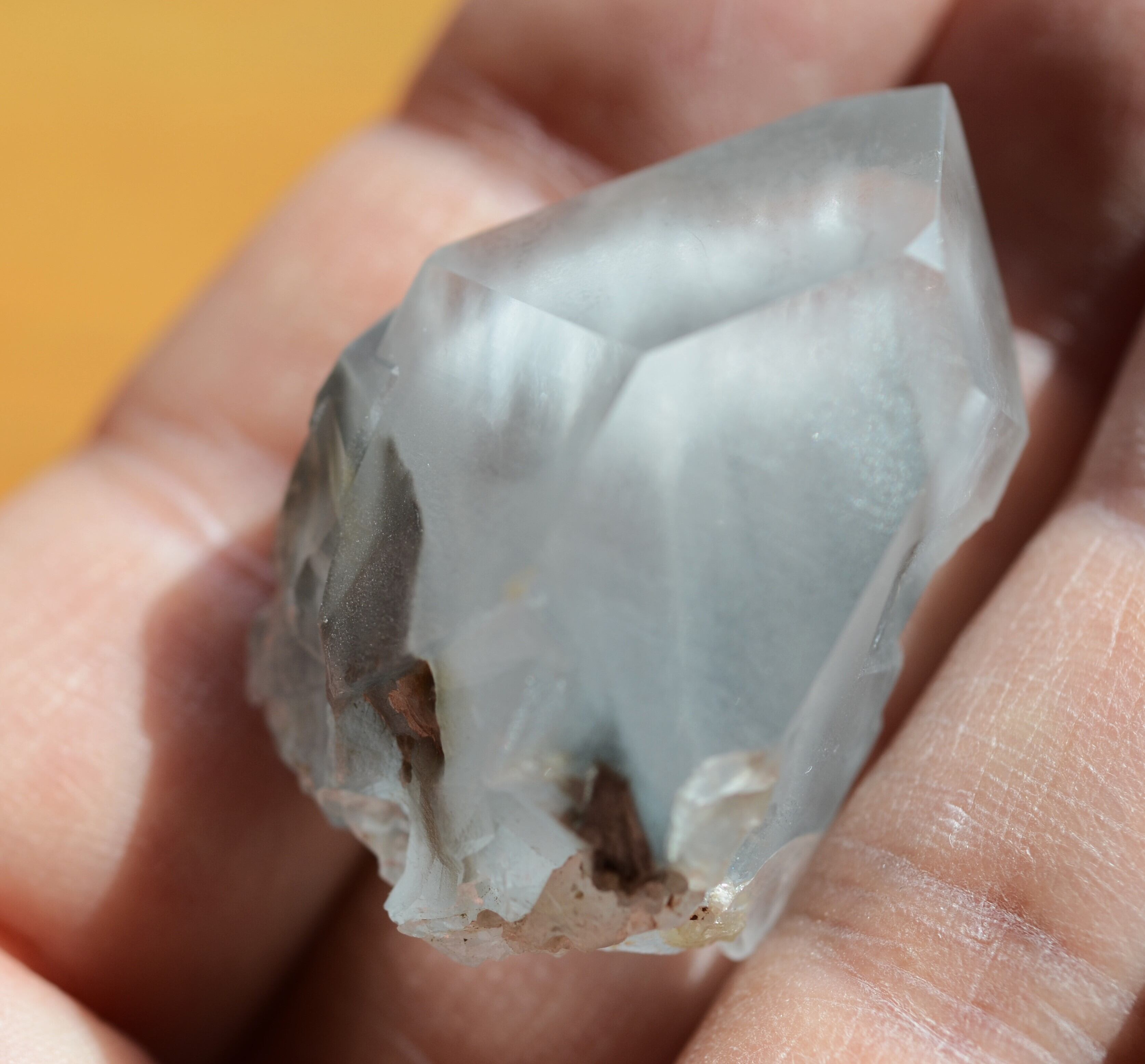 白多羅菩薩ブルークォーツ原石(小) Hakut-0003