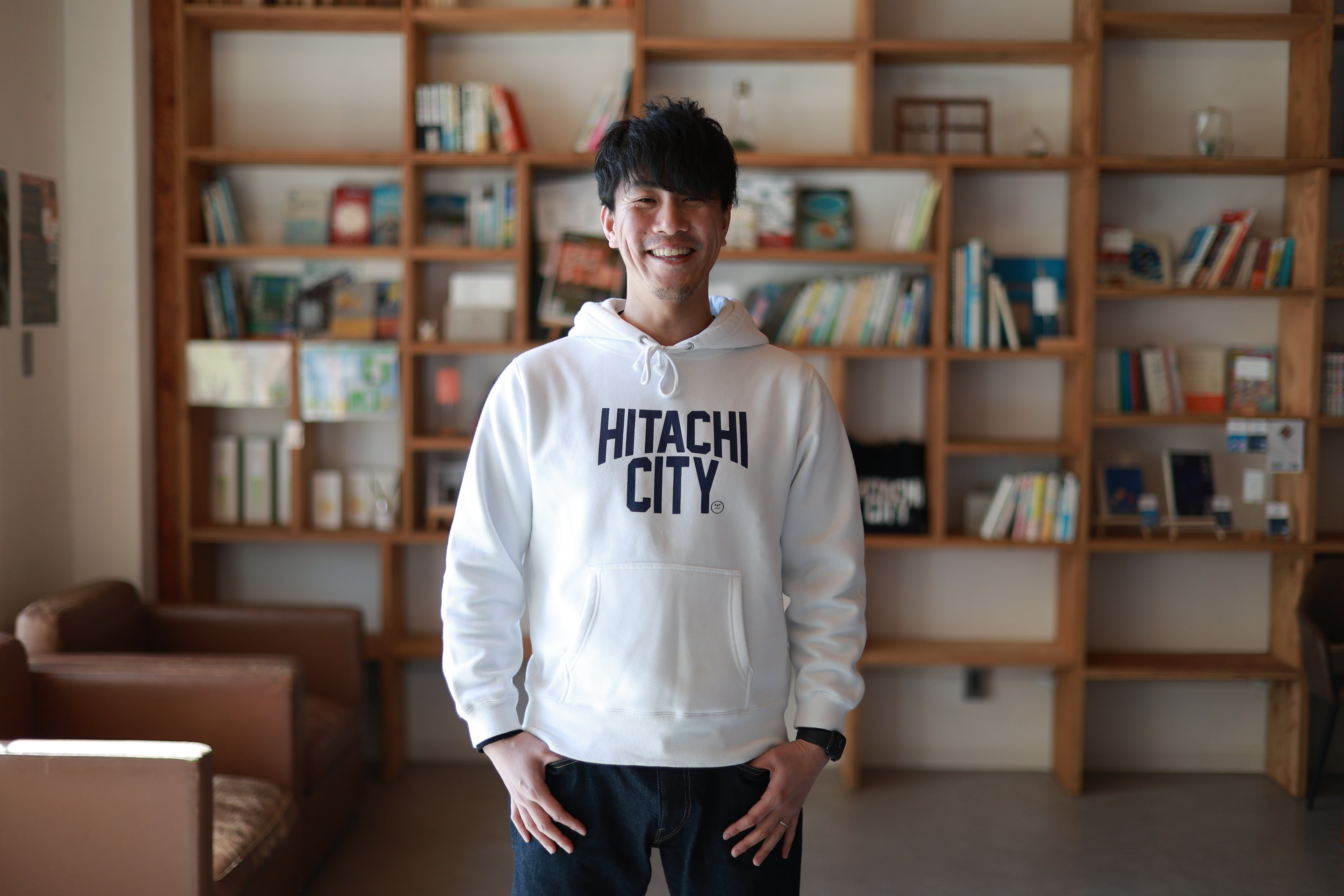 HITACHI CITY パーカー
