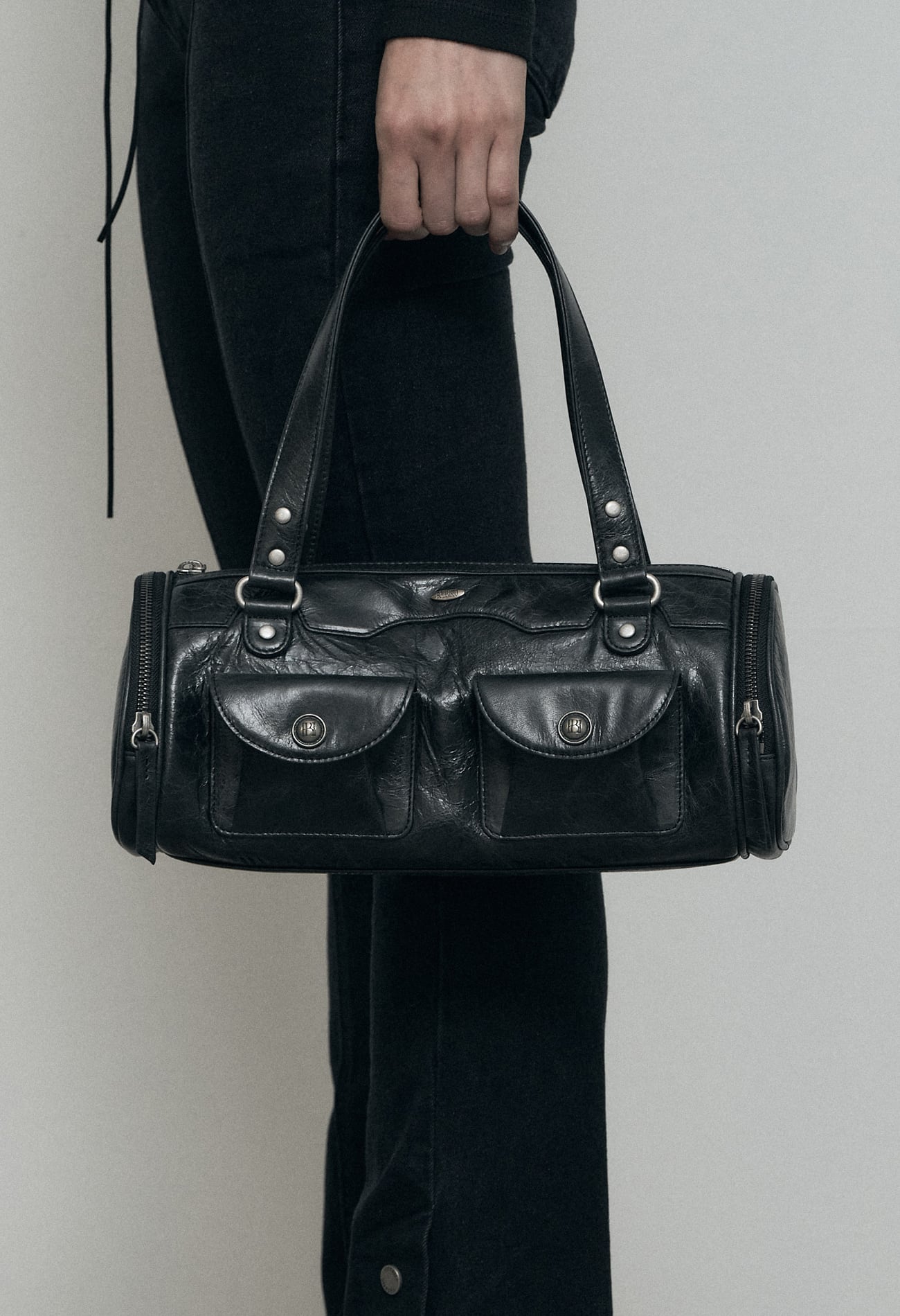 BOHEMIAN SEOUL] CARGO MINI SHOULDER BAG, GLOSSY BLACK 正規品 韓国