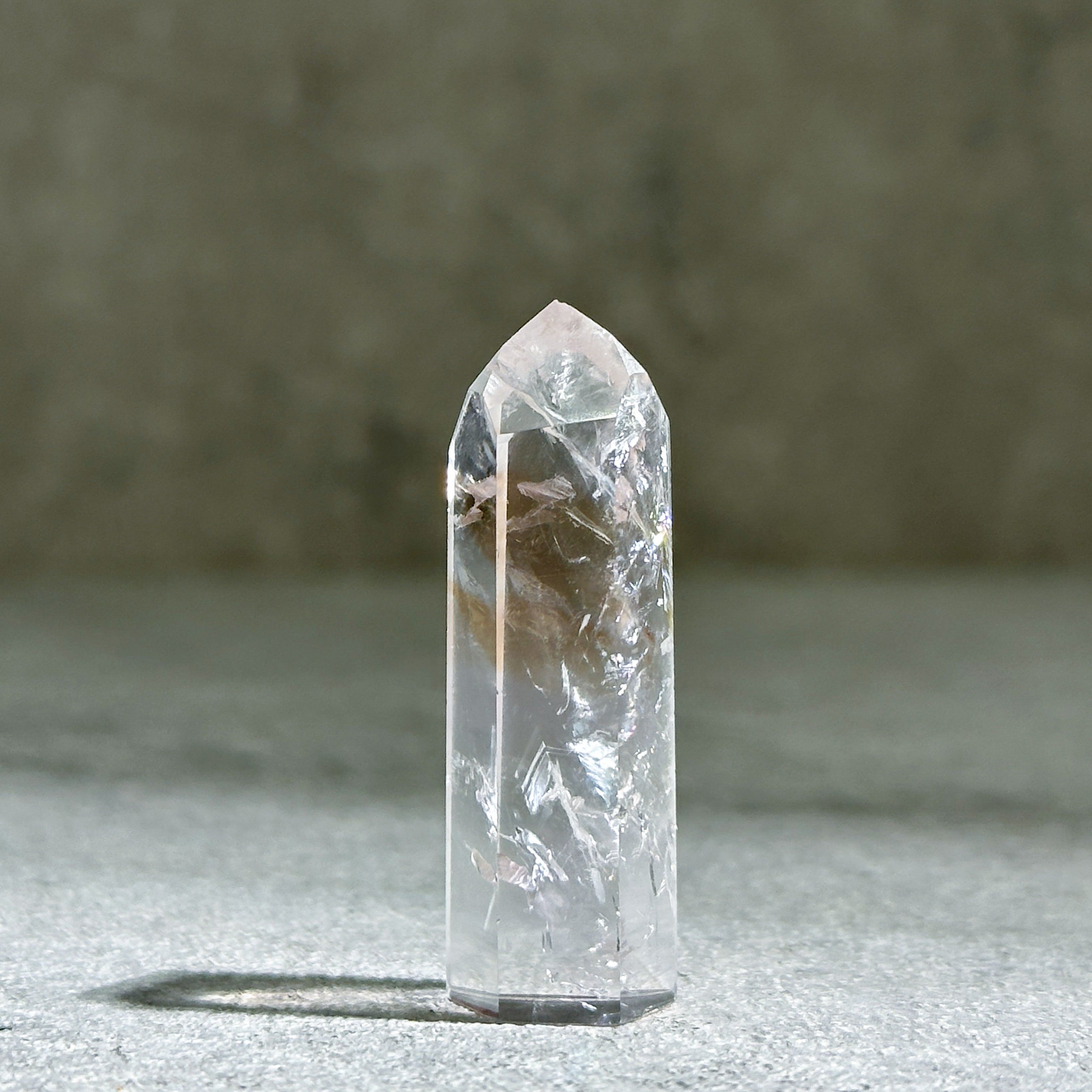 アメジスト パワーストーン塔 展示品 Amazon.co.jp: 念珠ドットコム 特大 アメジスト クラスター 約