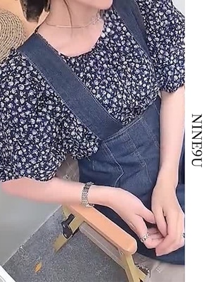 flower puff-sleeve round-neck blouse【NINE7830】