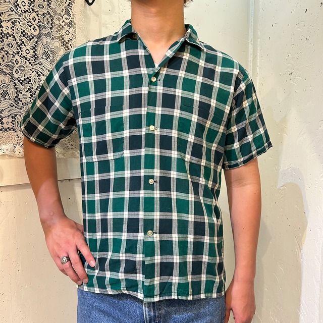 50’s lucite blue flower brooch