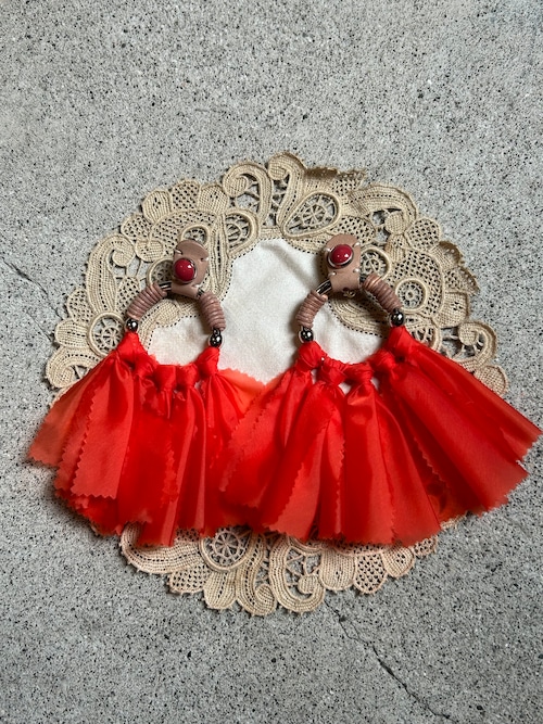 FUMIETANAKA  ribbon earring