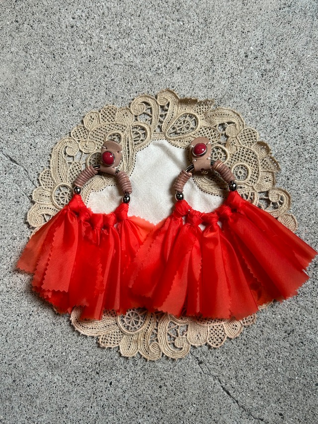 FUMIETANAKA  ribbon earring