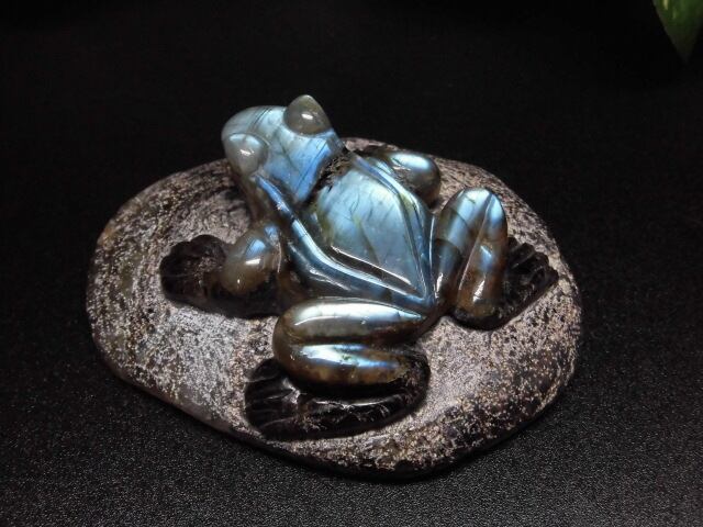 【送料無料】【高品質】ラブラドライトカエル　no.1