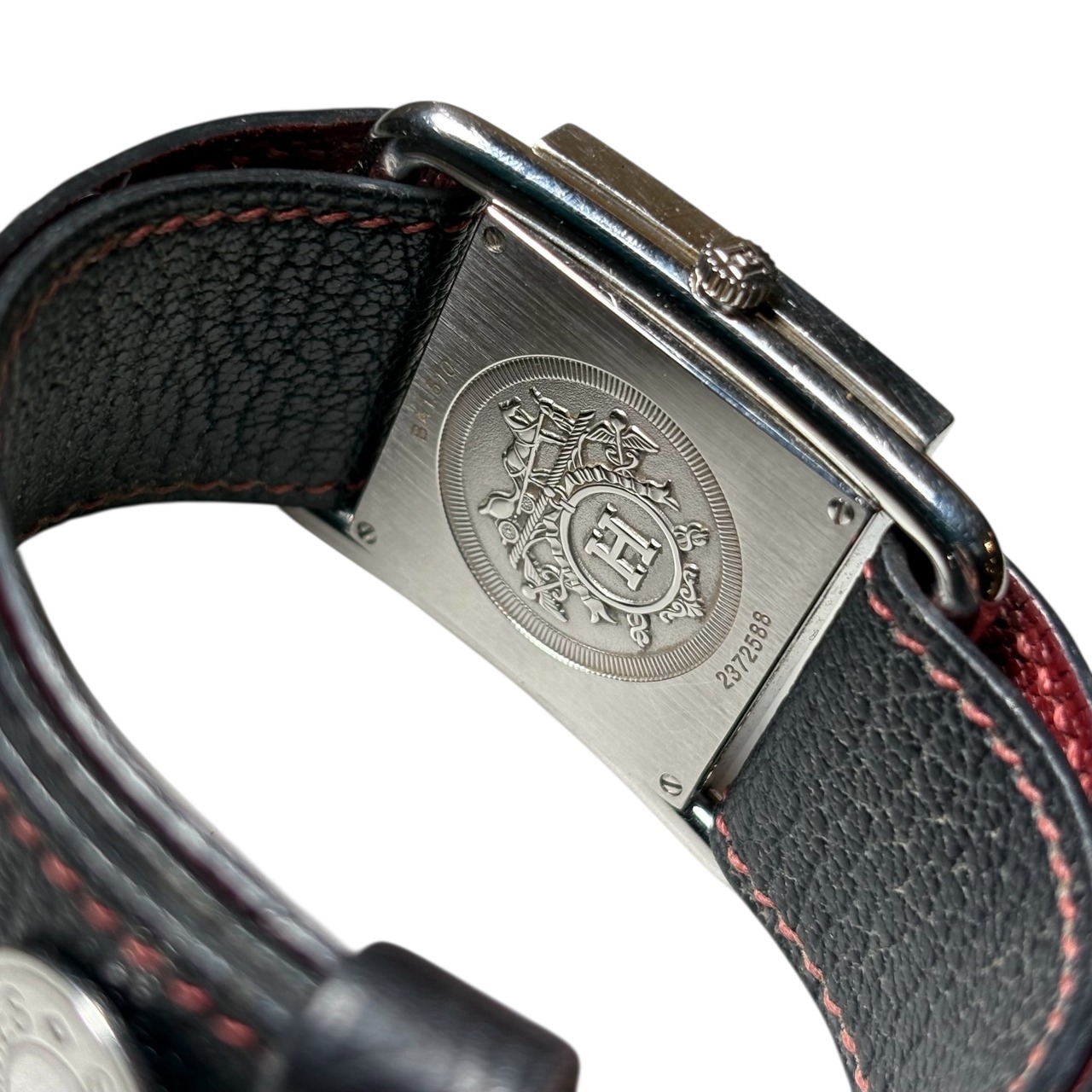 HERMES rectangle quartz watch “Barenia”