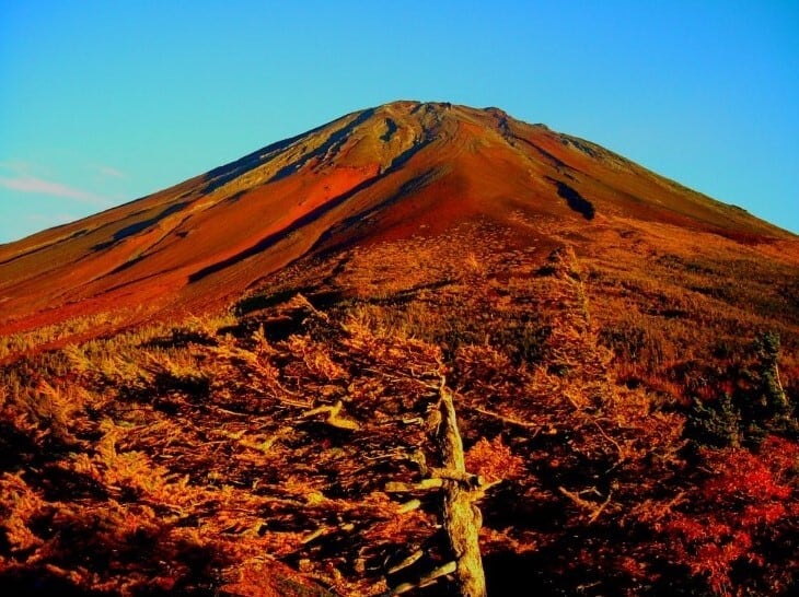 富士山写真家 市野道弘の名品②「灼熱の富岳 (Scorching Fugaku