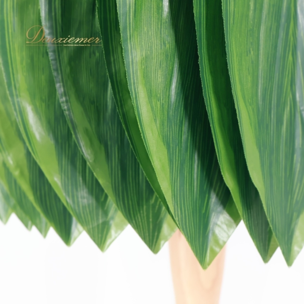 フラダンス 衣装 ティーリーフスカート グリーン系 タヒチアン 緑 葉っぱ 葉 紐 パウケース セット スカート ハワイアン アロハ 花柄 ピンク系 フラ ダンス レッスン 練習 フラダンス衣装 ティーリーフ スカート 伸縮性なし 鮮やか 紐仕様