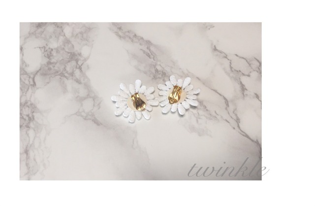 即納 デイジーストーン　イヤリング