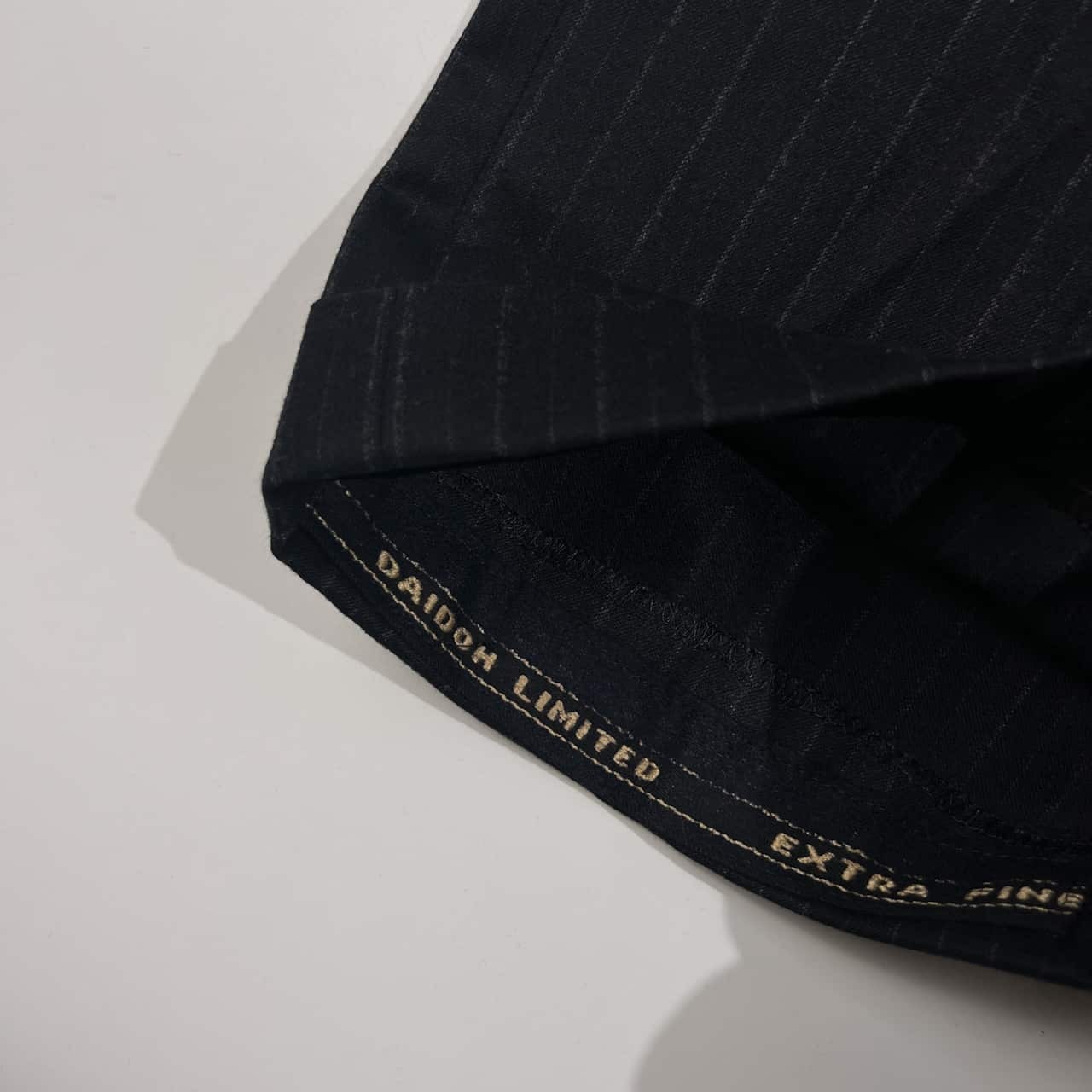 上下 J.PRESS ジェイプレス セットアップ ストライプ テーラードジャケット 裾ダブル スラックス スーツ /ダークグレー ブラック系 メンズ カシミヤ混