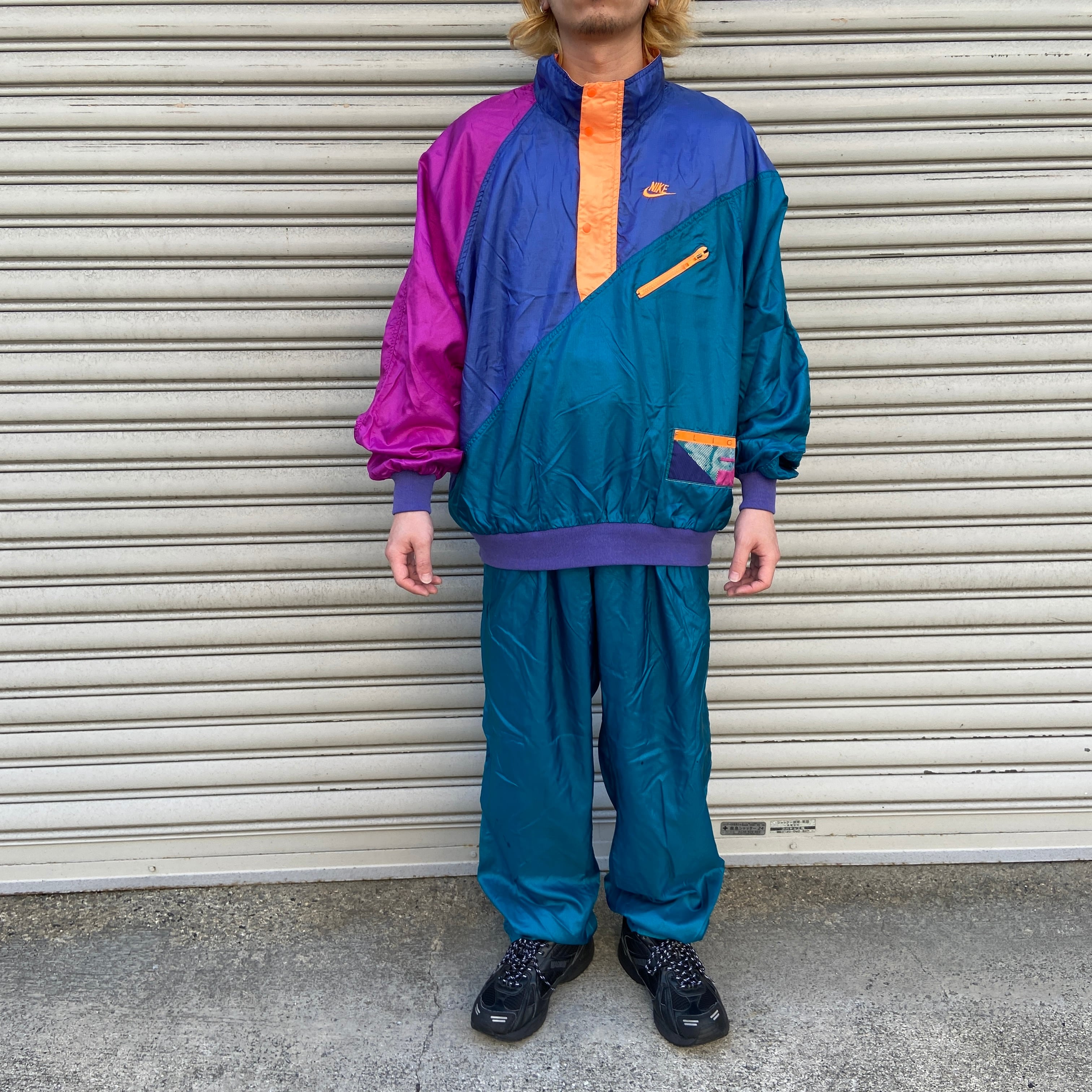 ☆NIKE☆ナイキ☆上下 抜き取ら セットアップ☆ナイロンジャケット 