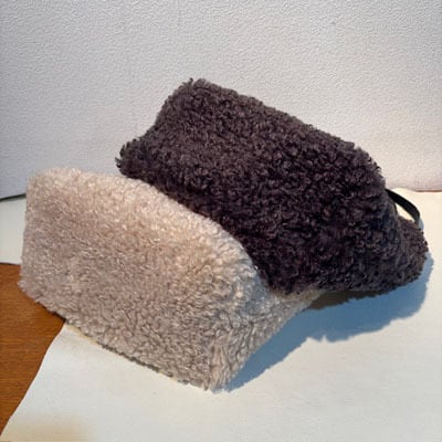 BARDOT ROSE 大人気 フワモコファートートバッグ(再入荷)