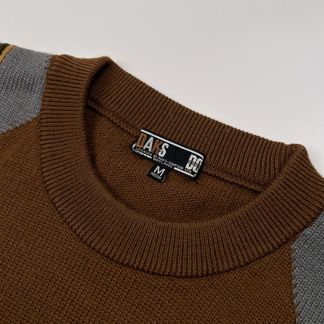 DAKS ダックス アーガイル デザイン ウールニットセーター サイズ M /メンズ/ブラウン