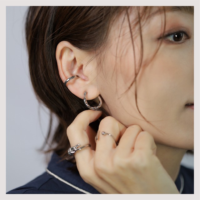 Ear cuff -Gold/Silver-