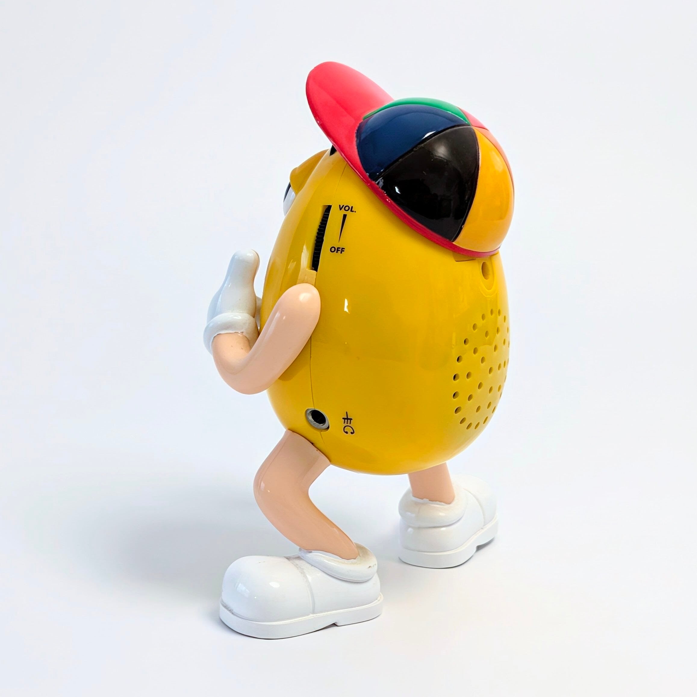 ⚡️SPECIAL LIMITED⚡️☆ DEADSTOCK / VINTAGE early 90'☆【 m&m's ( エムアンドエムズ ) 】Yellow Character Radio with HEADPHONES / イエローキャラクターラジオ / ポータブルラジオ 〚アメリカン雑貨 アメトイ〛