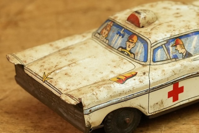 3661B 救急車 ブリキ おもちゃ AMBULANCE 昭和レトロ ヴィンテージ 