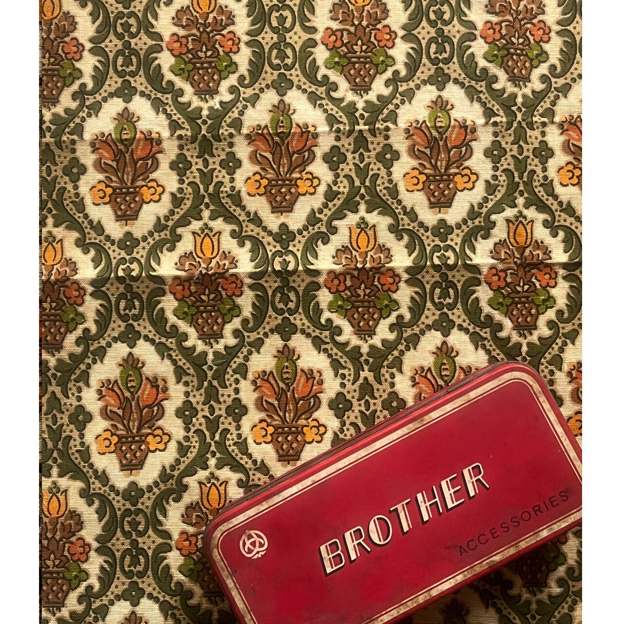 ヴィンテージファブリック Vintage Fabric生地 クラシカル ダマスク 約45×55cm | bavoletful