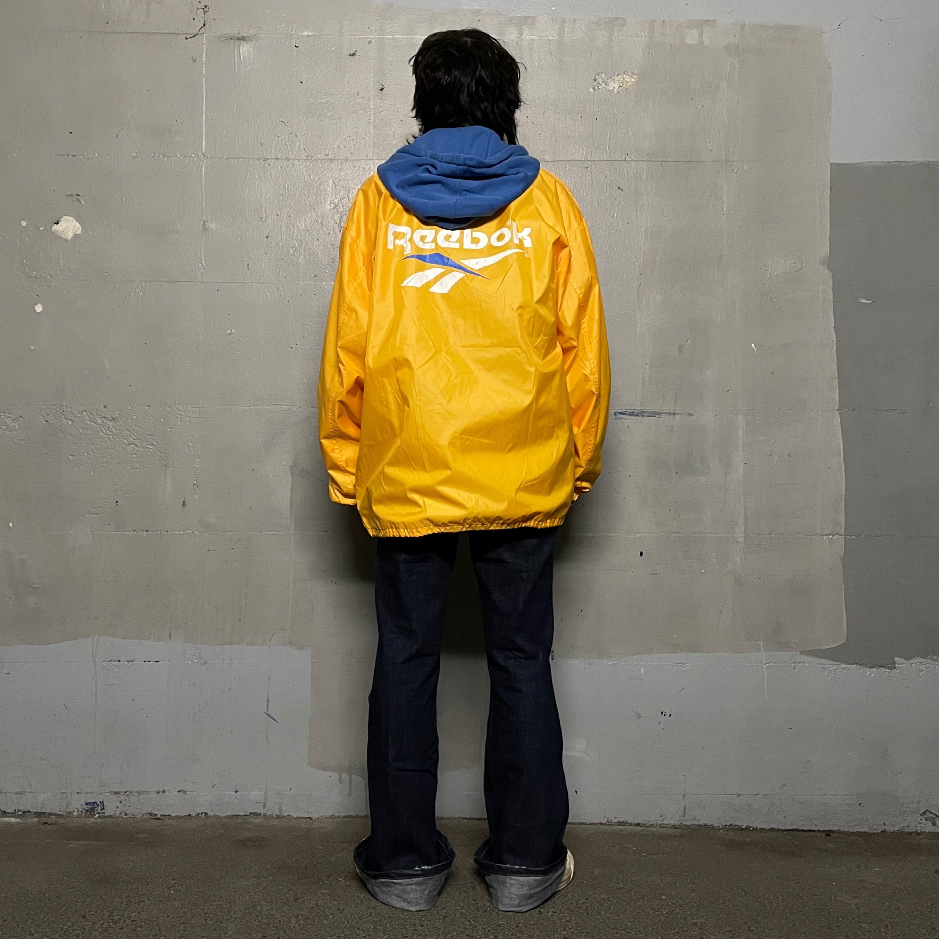 Reebokのyellowナイロンジャケット | Pay ID