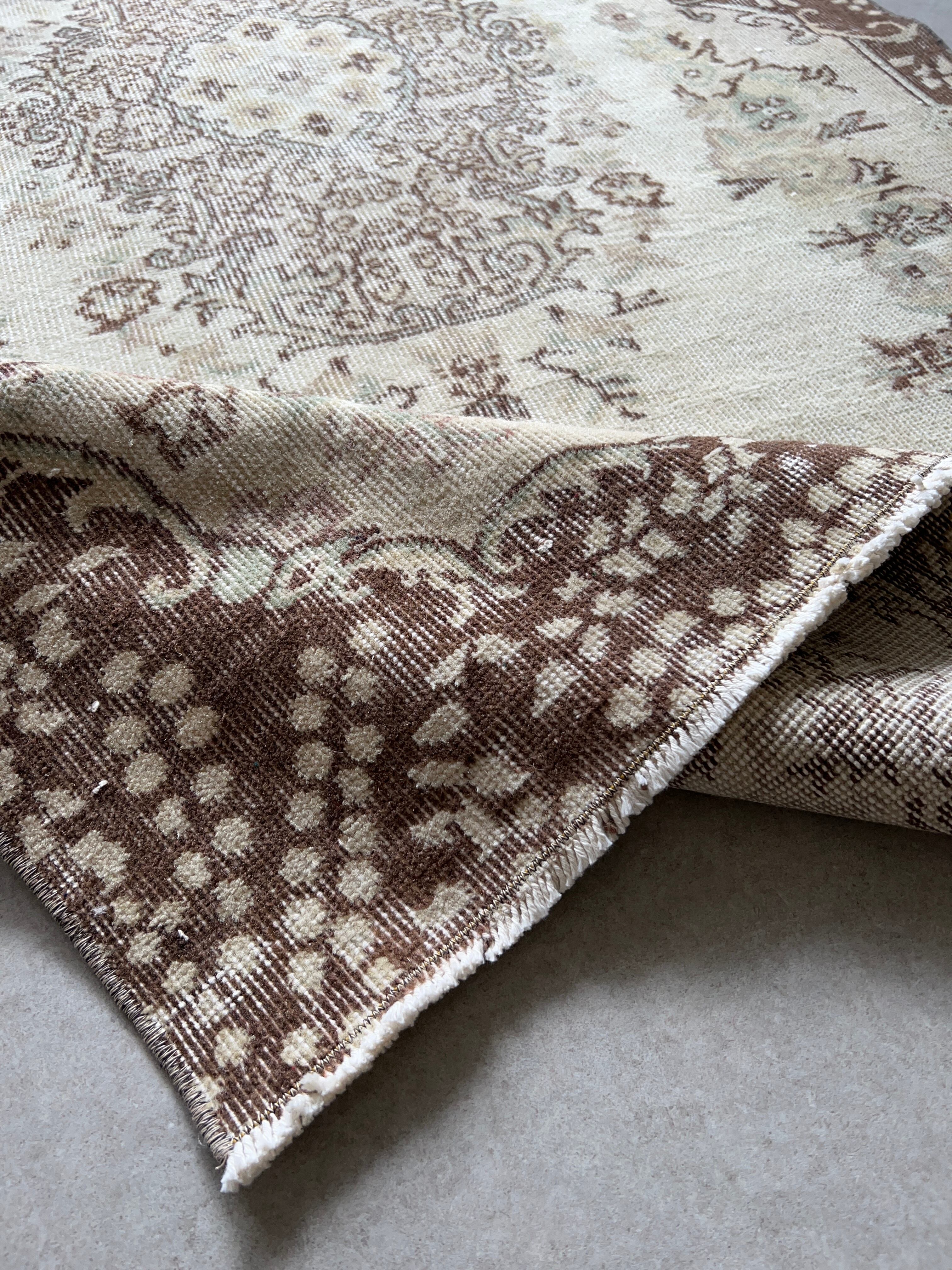 Vintage rug〈Brown Medalion〉203×112/ヴィンテージラグ トルコラグ