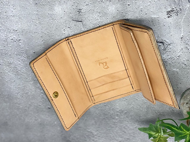 ミドルウォレット