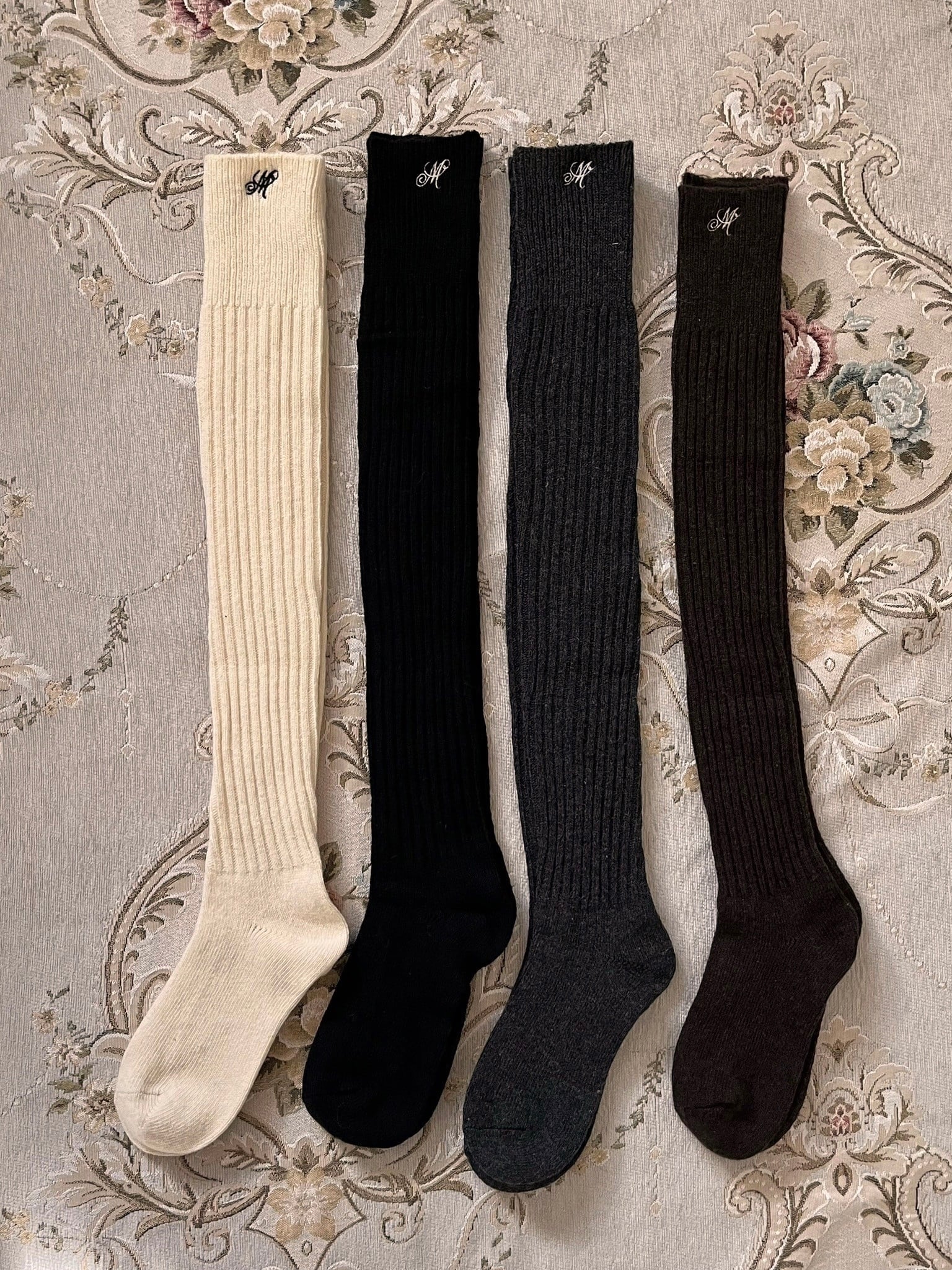 Mel.  knit socks