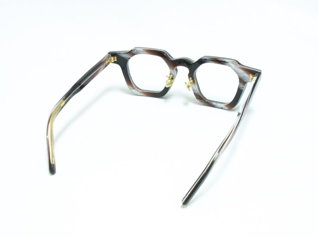 ユ*キ様 Filton／Aiguille04（針04）／Couleurs-4レア Filton／Aiguille04（針04）／Couleurs-4（ホーン） | opticalsalon AIM