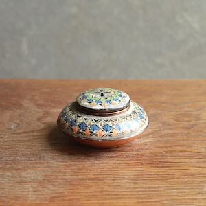 幾何学模様が美しい、銅の小物入れ｜ヴィンテージ 銅製の小物入れ 蓋物 幾何学模様