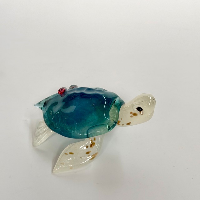 岩沢 達　ウミガメ ジュエリー付き