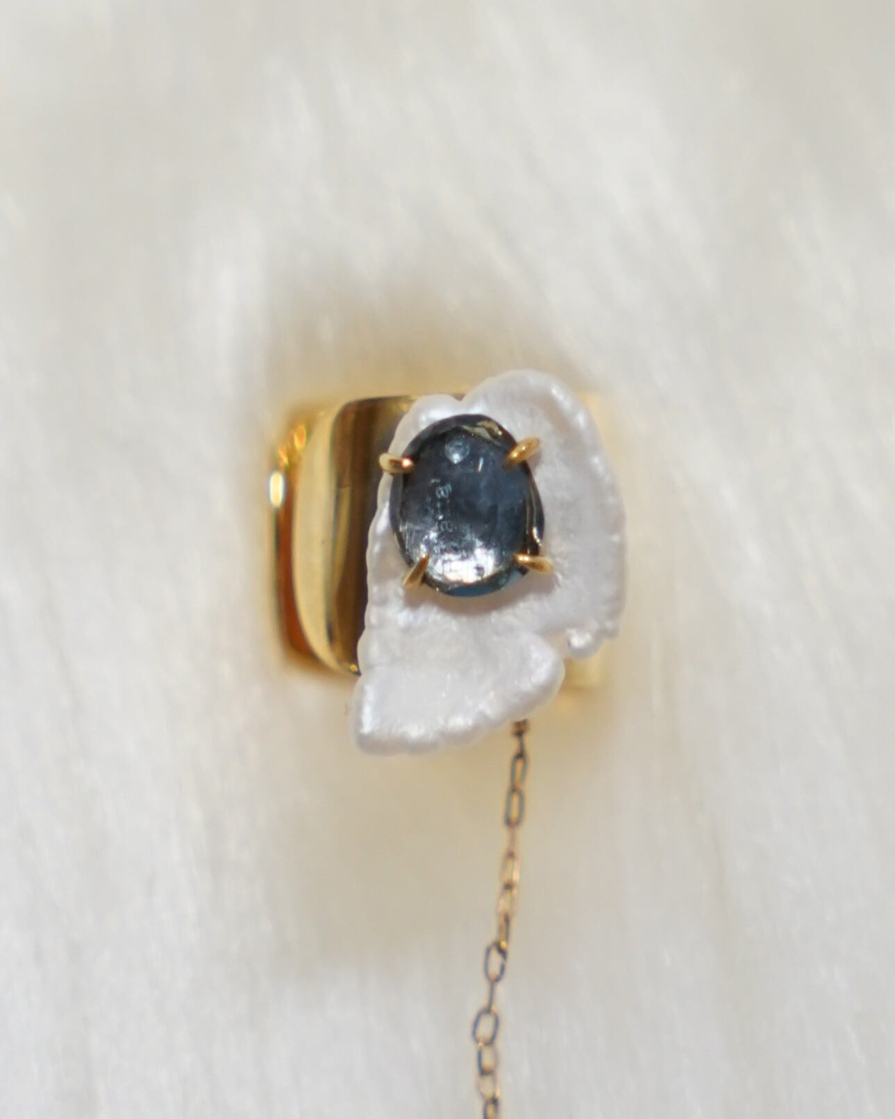 (SV)Thalatta Earcuff(London Blue Topaz)