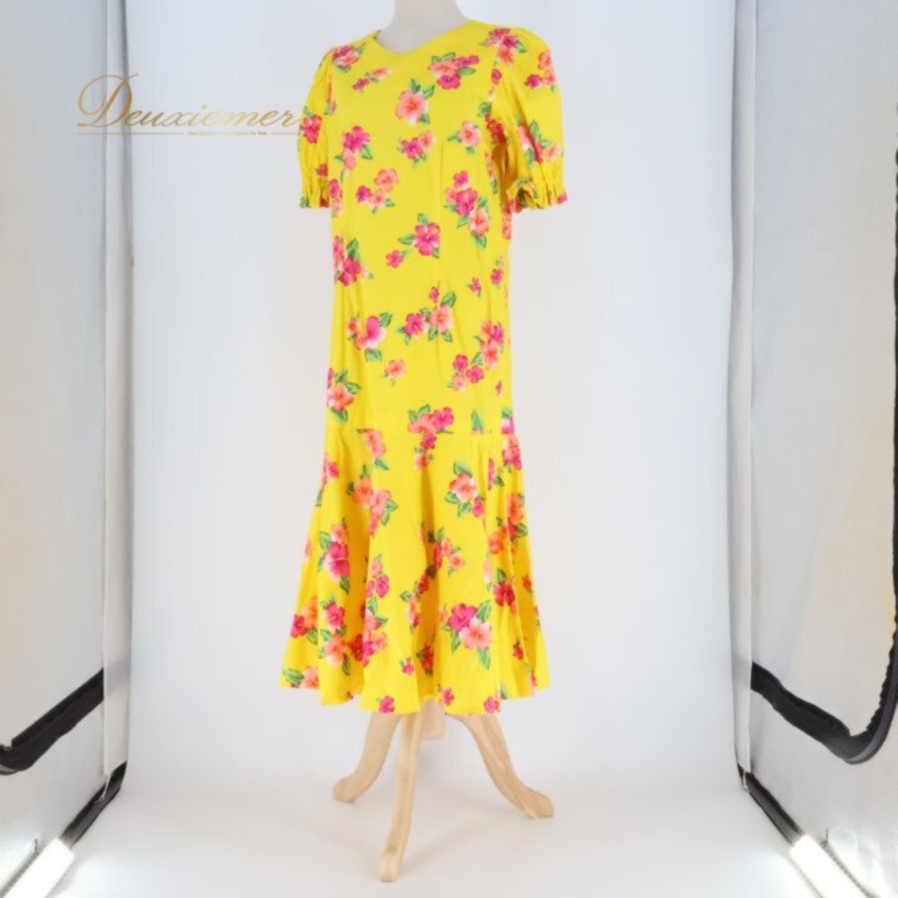 フラダンス 衣装 ワンピース ドレス イエロー系 ピンク系 ハイビスカス柄 パフスリーブ かわいい 華やか 鮮やか 明るい 元気 黄 ダンス衣装 ハワイアンダンス レディース ハワイアン アロハ ハワイアンプリント フラ ダンス レッスン 練習 フラワンピース