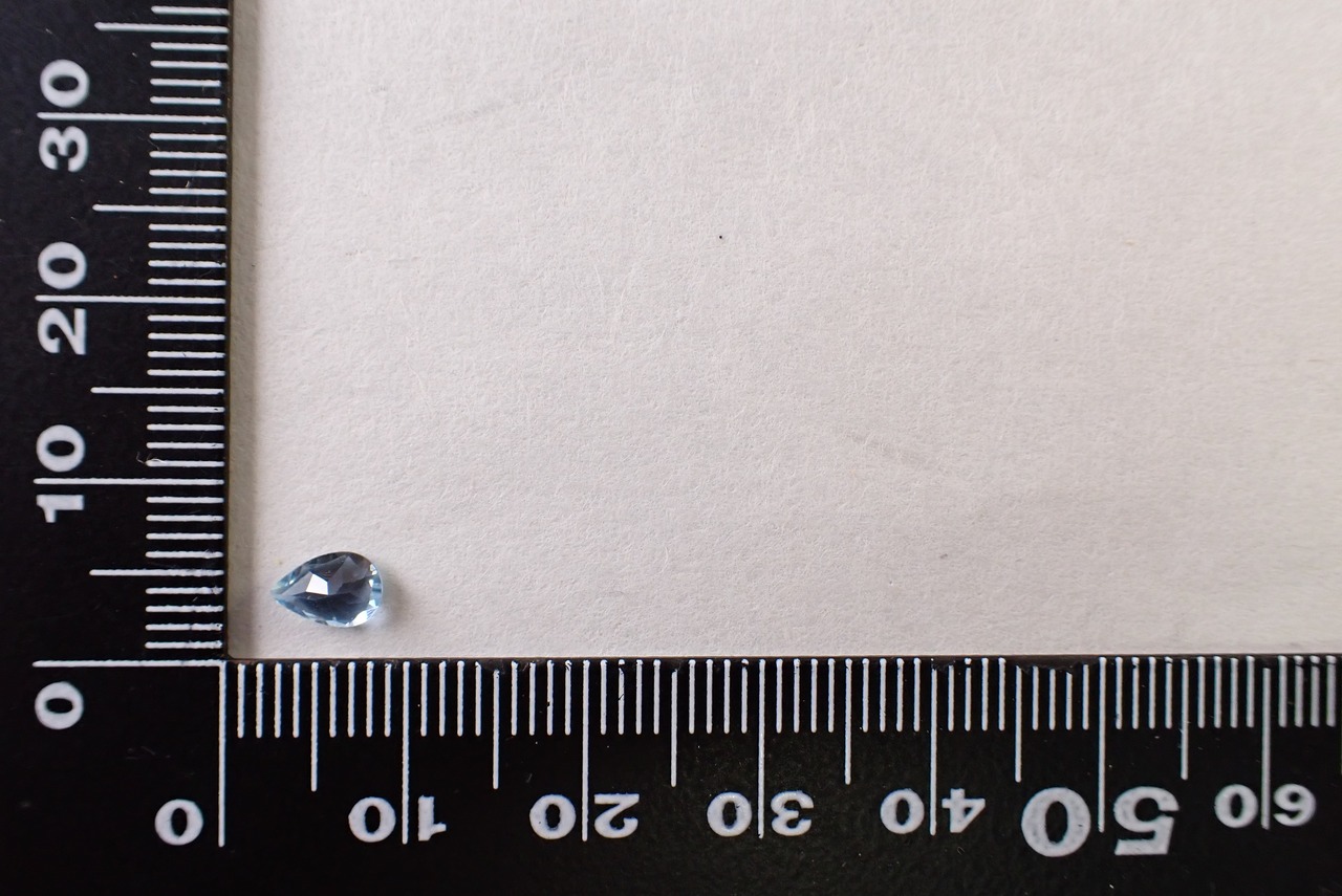 サンタマリアアクアマリン　0.41ct　 [D9-53]