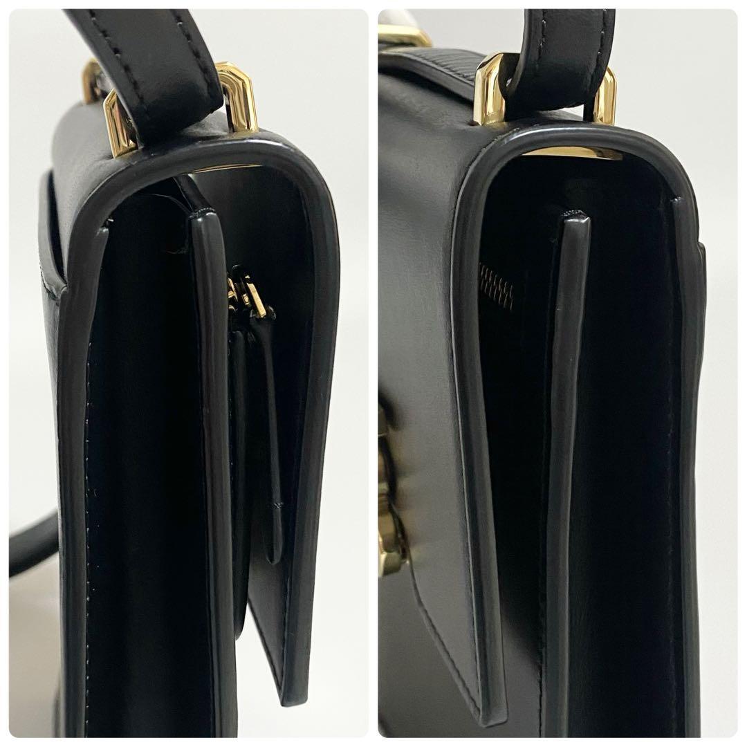 BURBERRY /TB ロビンバッグ ショルダーバッグ ブラック ゴールド金具