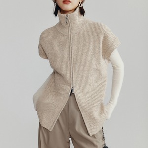 high neck zip-up knit vest　102194
