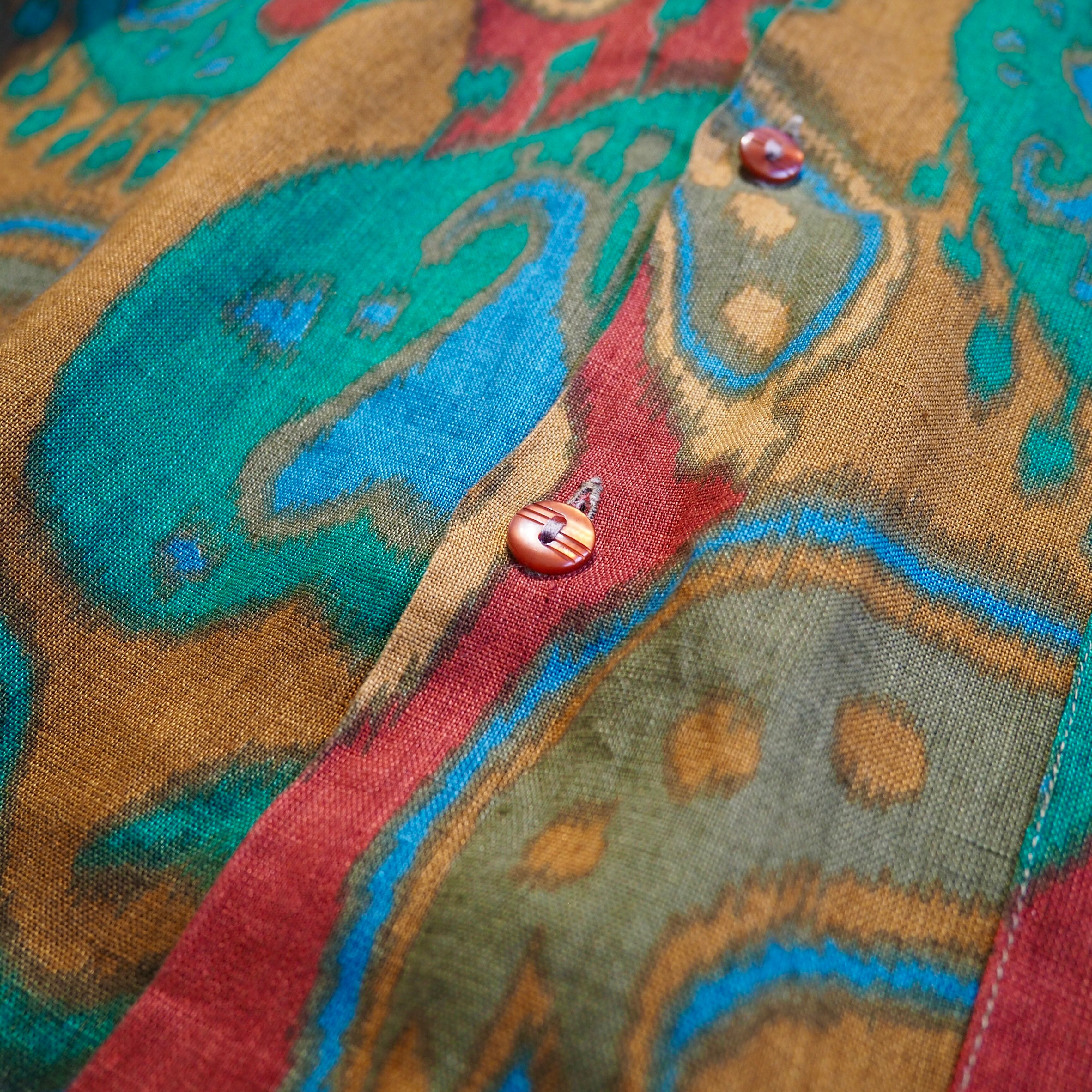 1990s " Made in Italy " Beautiful paisley pattern vintage loose SS linen shirt