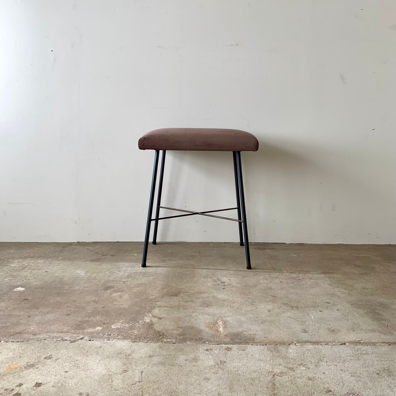 STスツール／クッション［角］