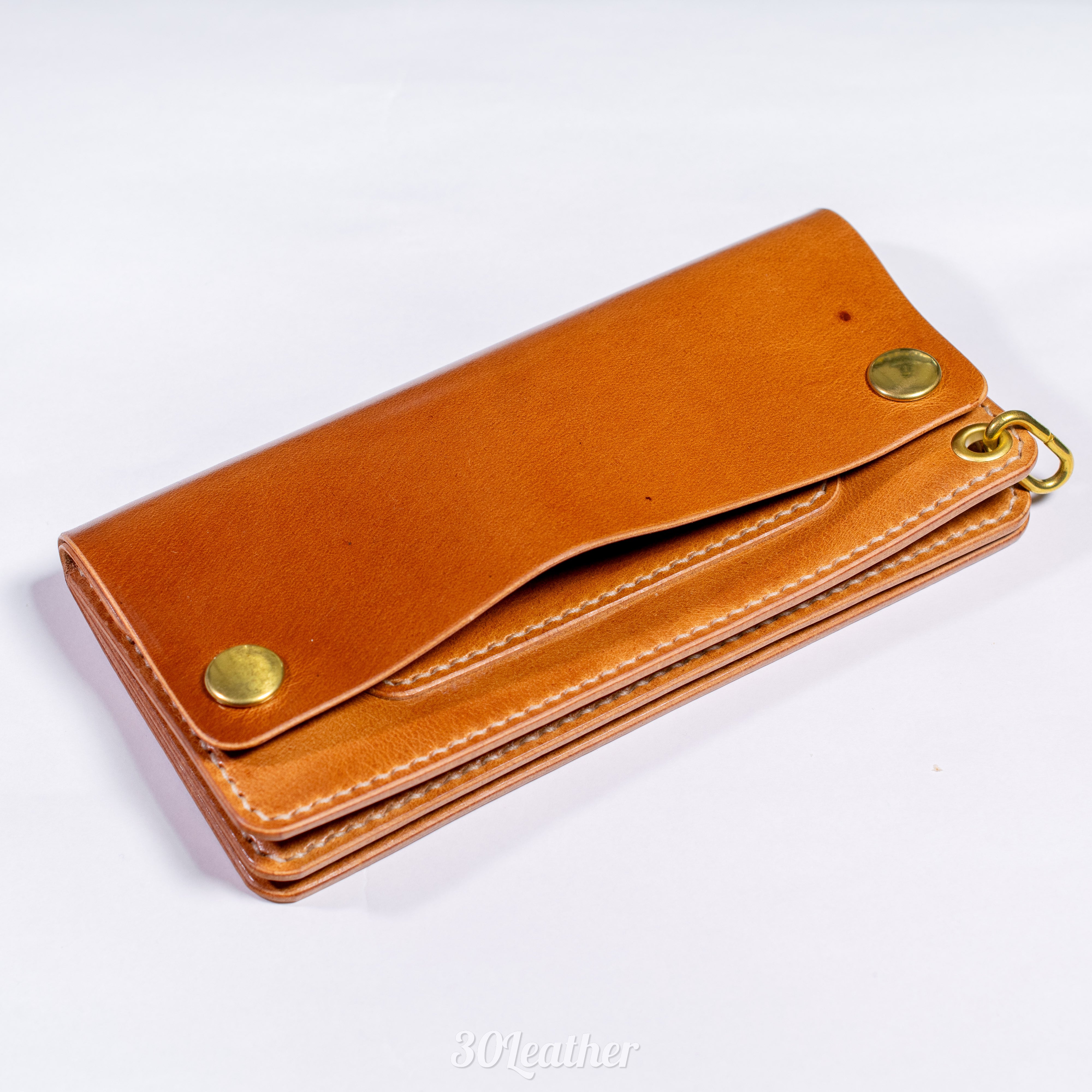 282ロング　トラッカーウォレット LINEA VASCA Liscio 新しい革 『LINEA VASCA Liscio / リネア ヴァスカ リスシオ』 の紹介