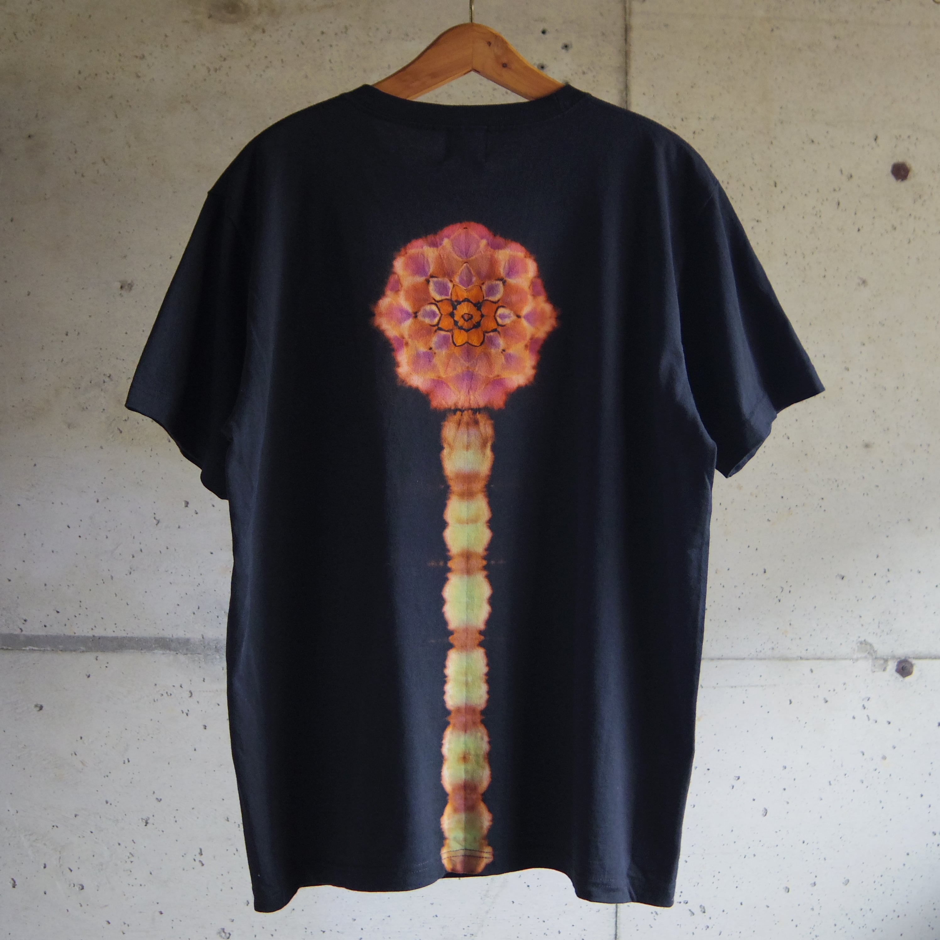 曼荼羅染め×抜染” -nukizome- TIE DYE T-SHIRT 《XL》 | TKHOME FACTORY