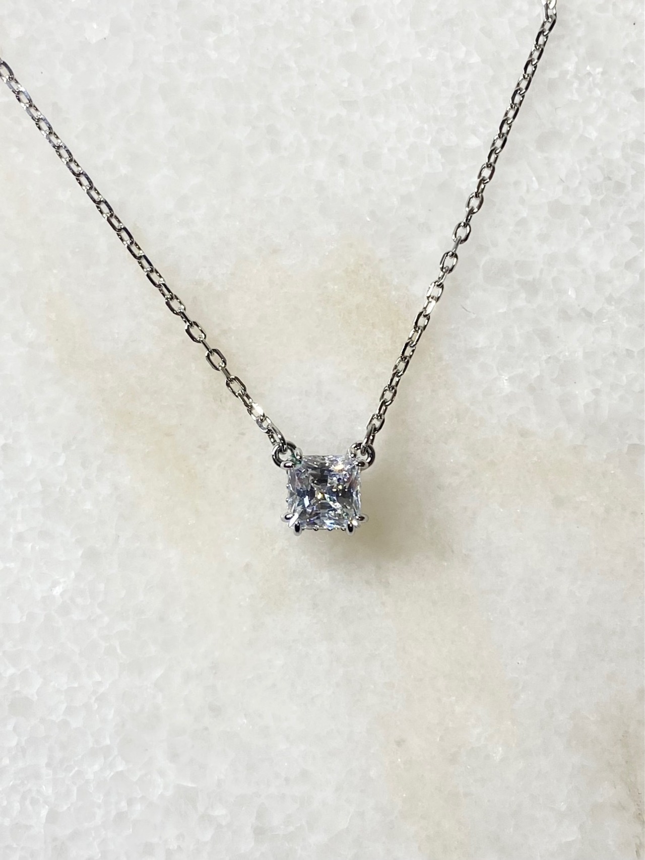 SWAROVSKI スワロフスキー ネックレス 5701903