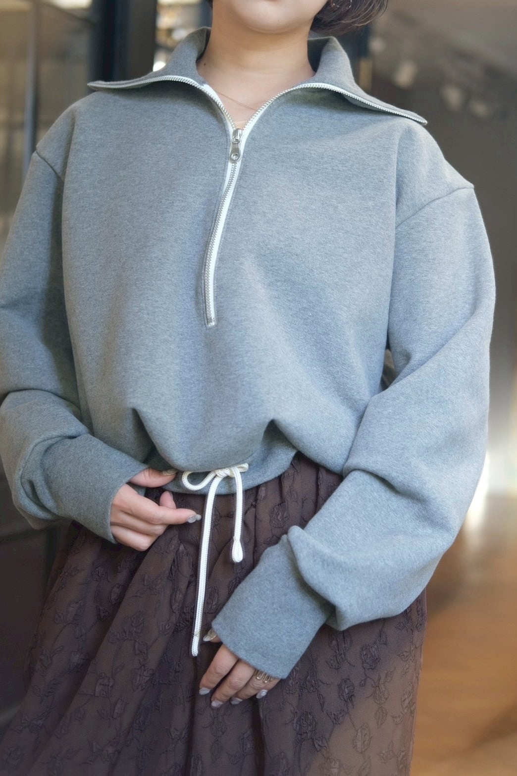 ジュンミカミ　グレー ハーフジップ JUN MIKAMI】 ハーフジップP -grey- | loop