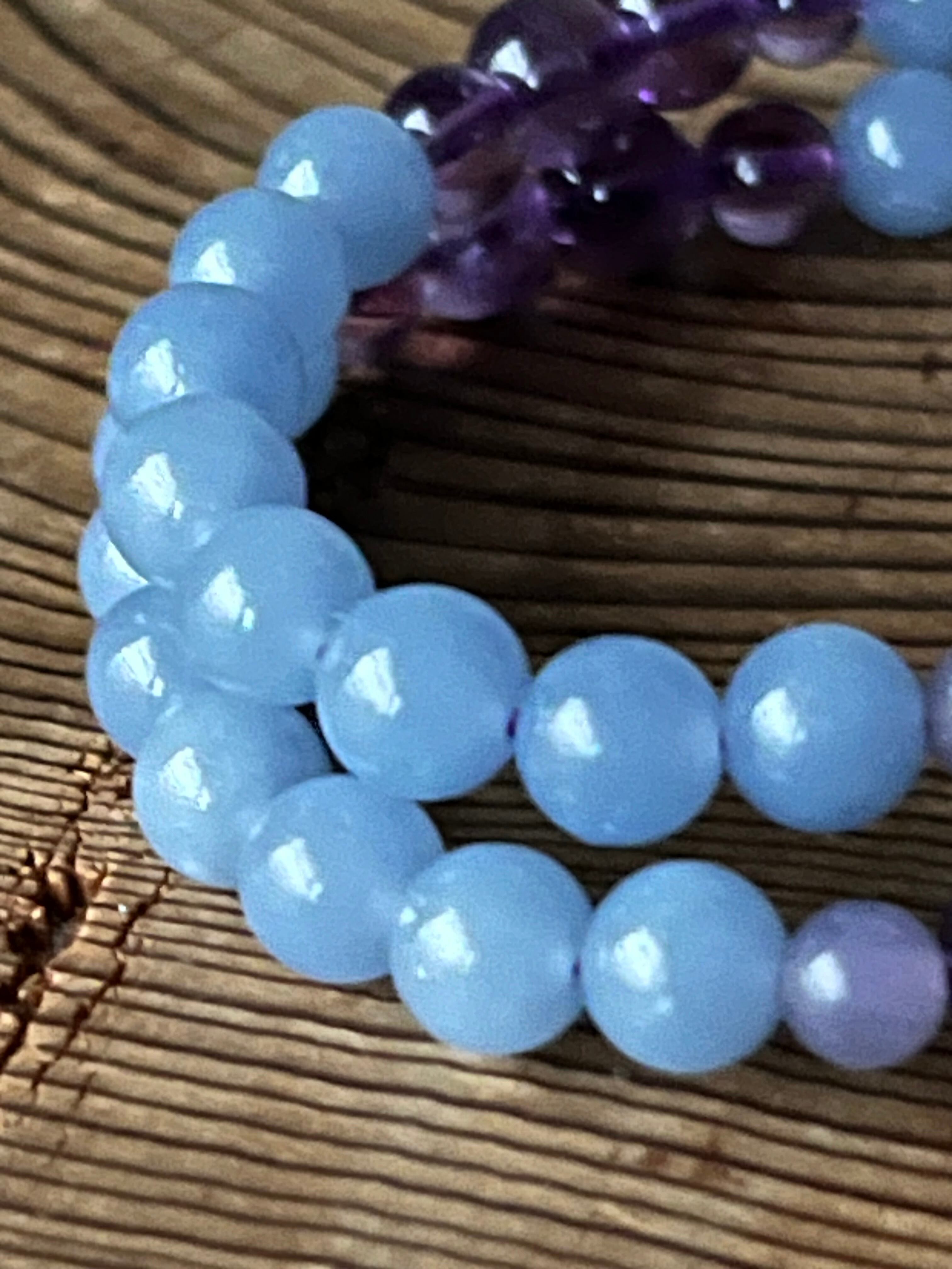 【春の陽】眠れない夜に【安眠の友】ペルー産エンジェライトブレスレット