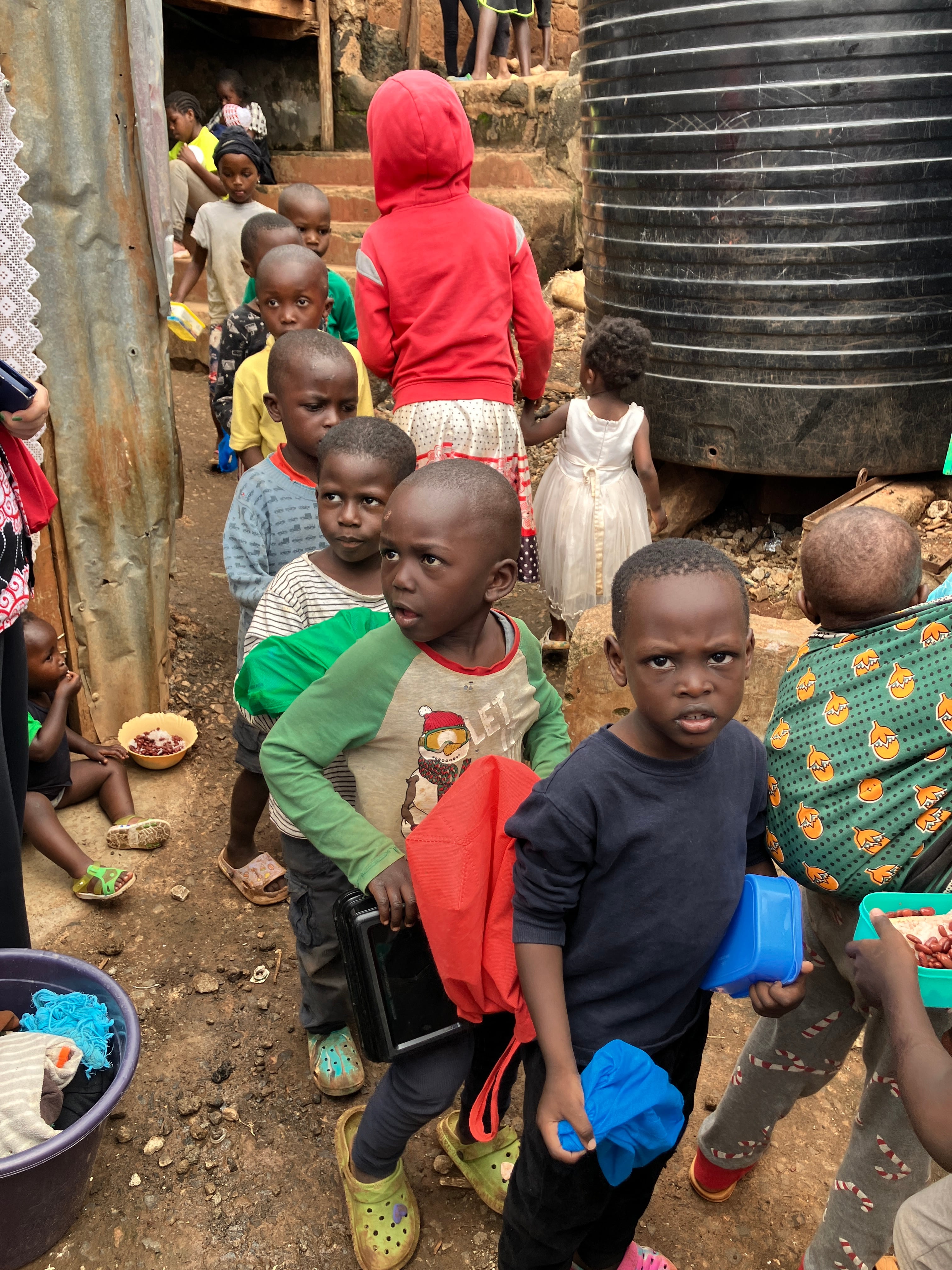 ケニアの子どもたちに、あたたかいごはんと笑顔を。　ｰ クリスマス炊き出し応援プロジェクト -