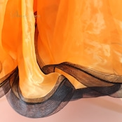 社交ダンス 衣装 スタンダード ドレス ワンピース デモ 競技 ダンス パーティ 発表会 黒 フロート フリル レース オレンジ系 ブラック系 フリル付きオレンジドレス デモ用コスチューム 競技用ドレス 華やか おしゃれ スカートボリューム ダンスパフォーマンス