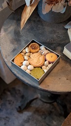 オトンヌ（クッキー缶・焼き菓子）