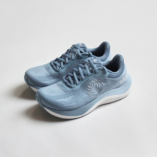 Topo Athletic（トポ アスレチック） ULTRAFLY 6 (WOMEN)（ウルトラフライ 6)  -Blue/White　ウィメンズ ロードランニングシューズ