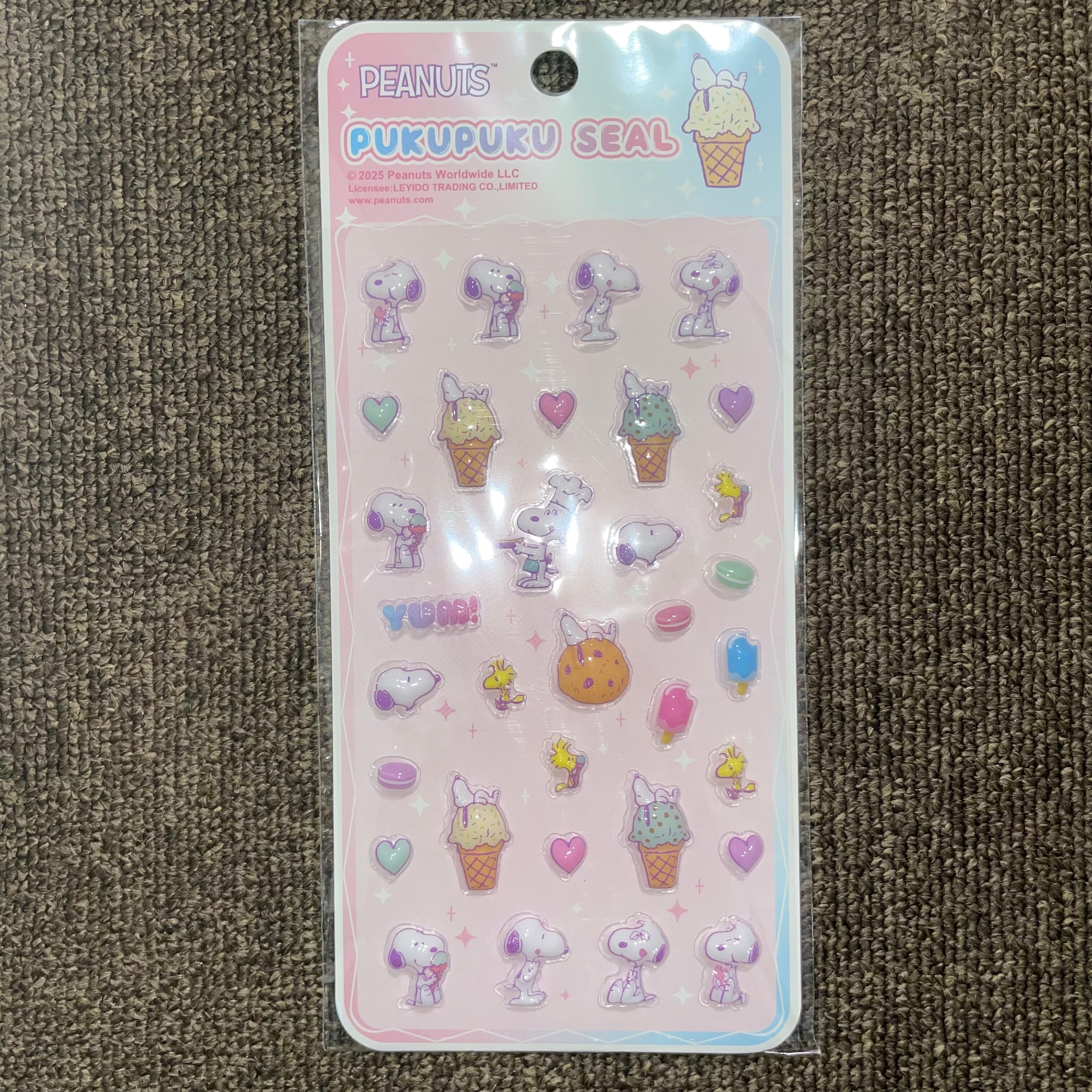 ♡送料込 ♡即日発送 【 スヌーピー 】PUKUPUKU SEAL PEANUTS SNOOPY