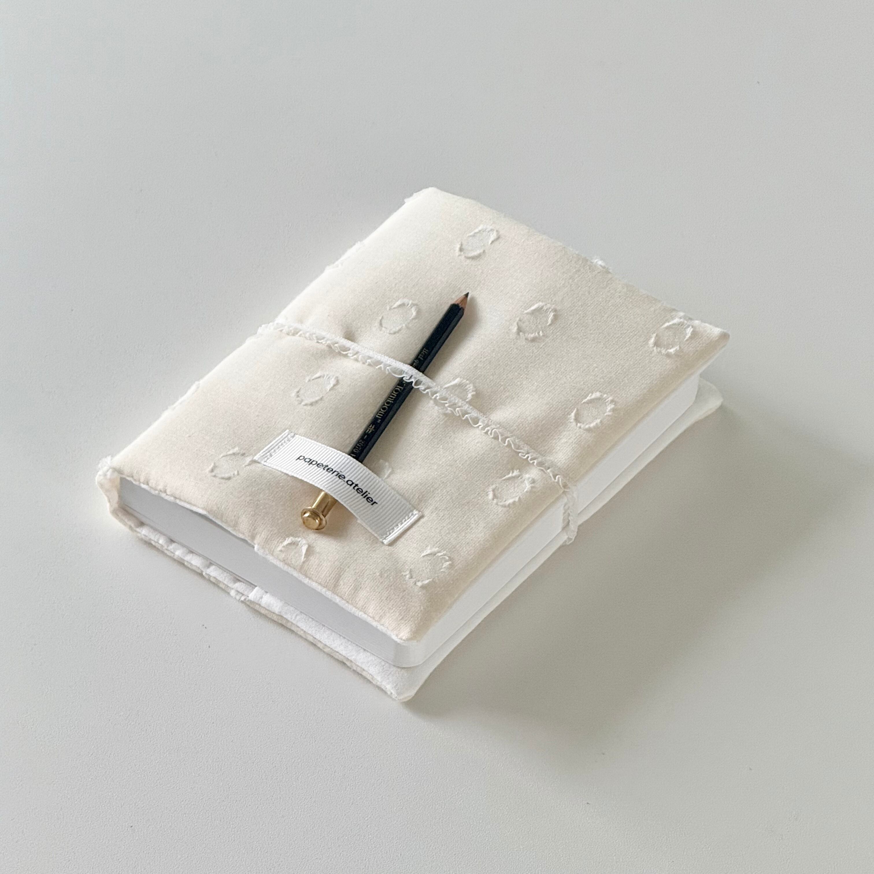 papeterie.atelier 〔book cover -puffy dot-〕