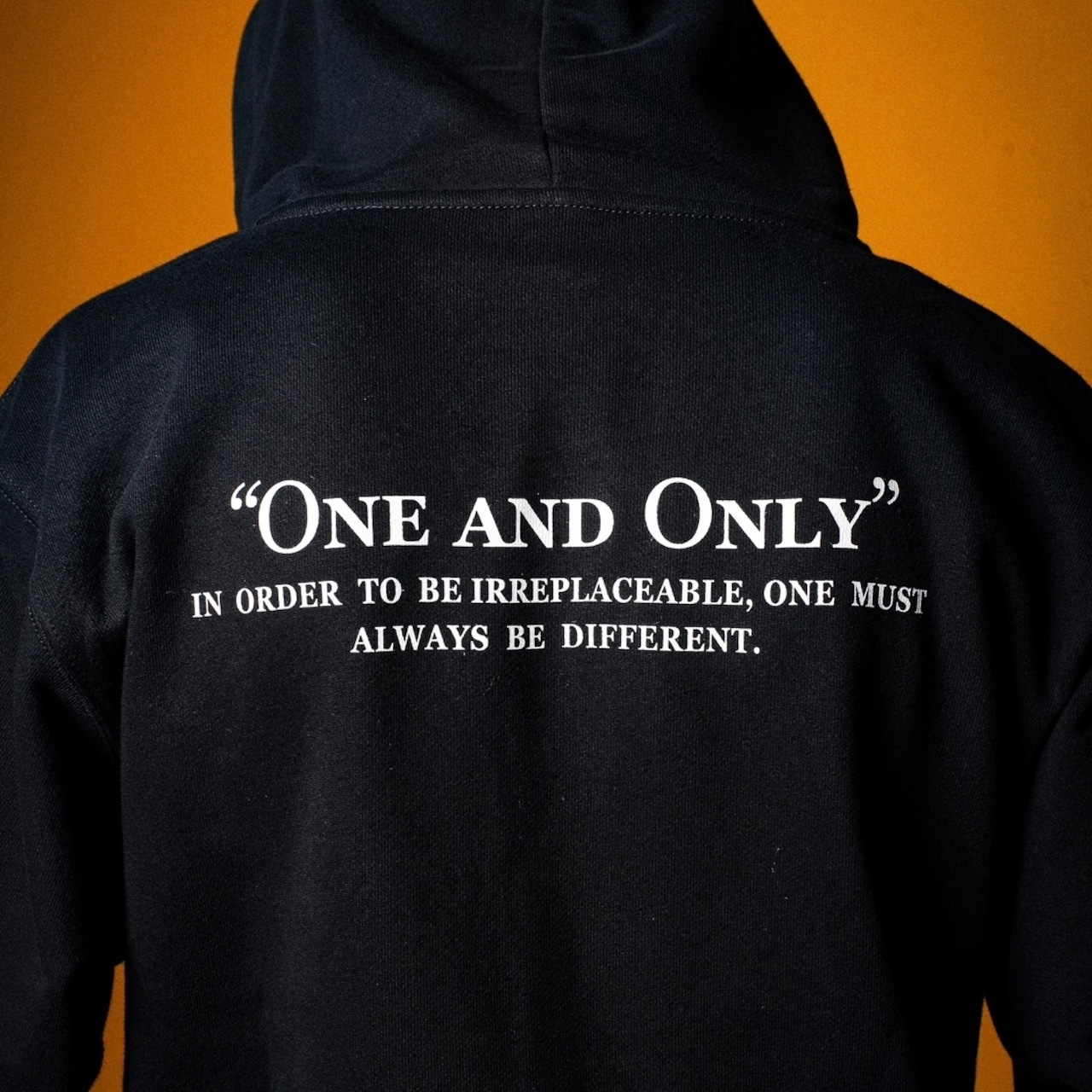 BLACK LETTER LOGO HEAVYWEIGHT ZIP HOODIE