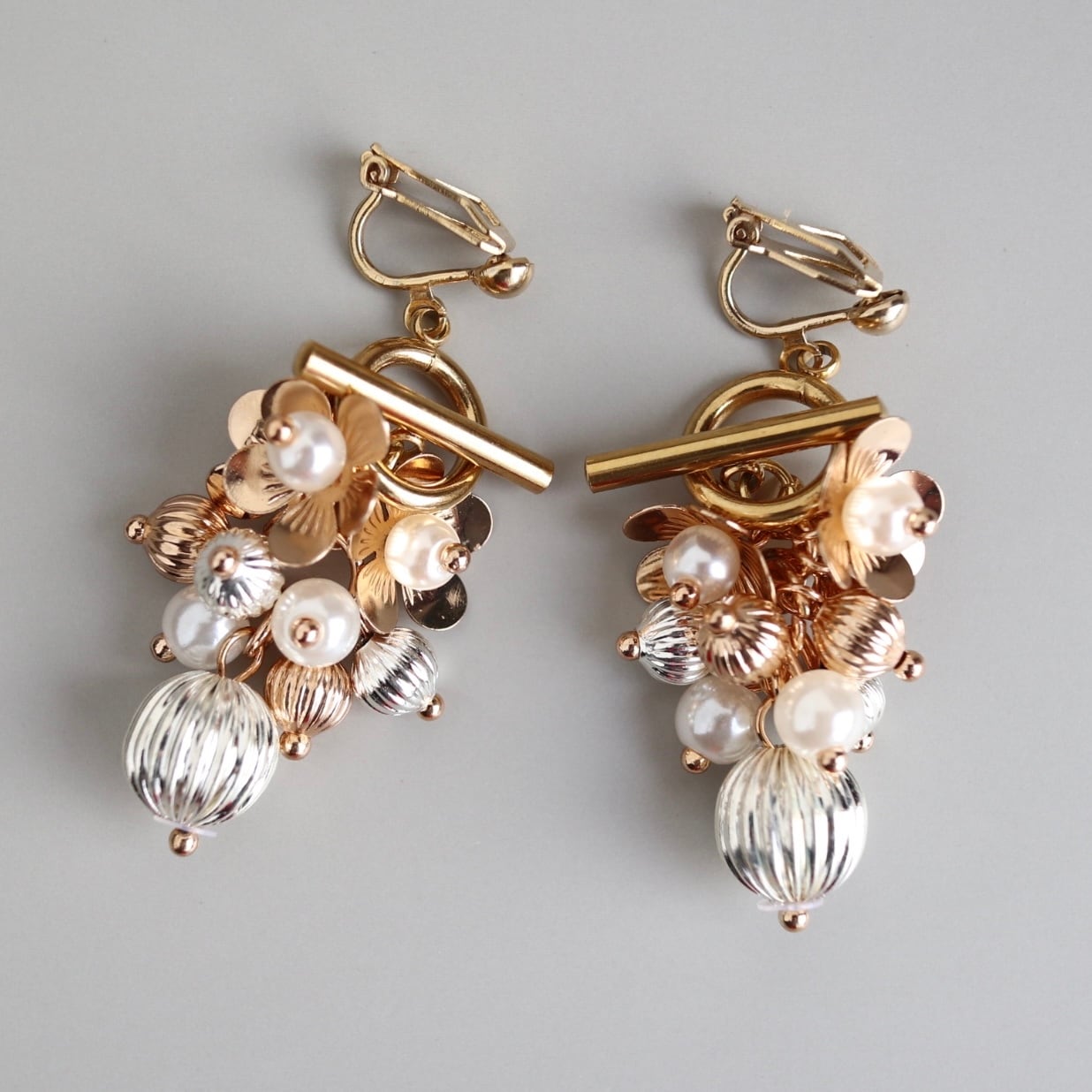 【イヤリング】フラワータッセル