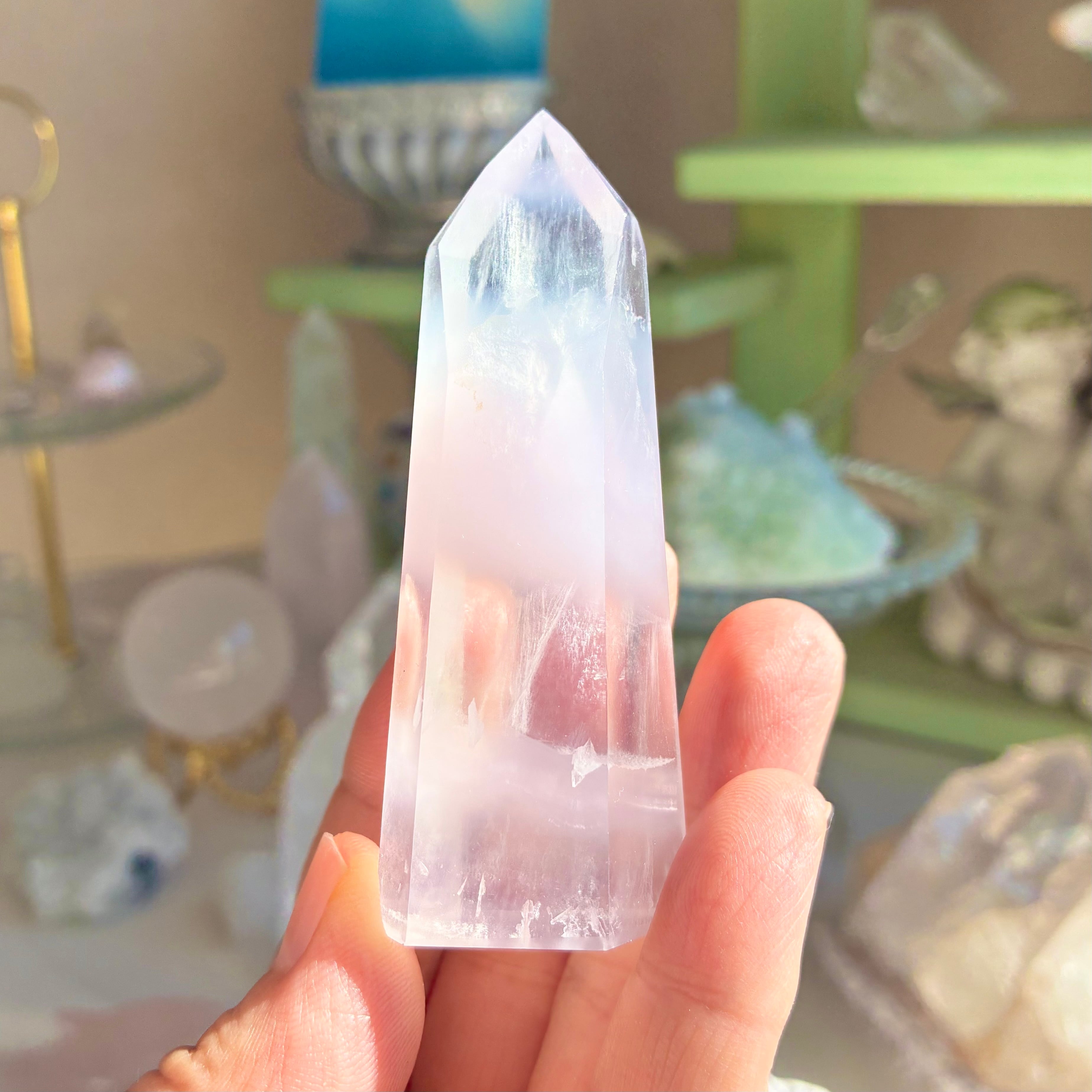 美しのイットリウムフローライト タワー | Crystal Lilly - pure